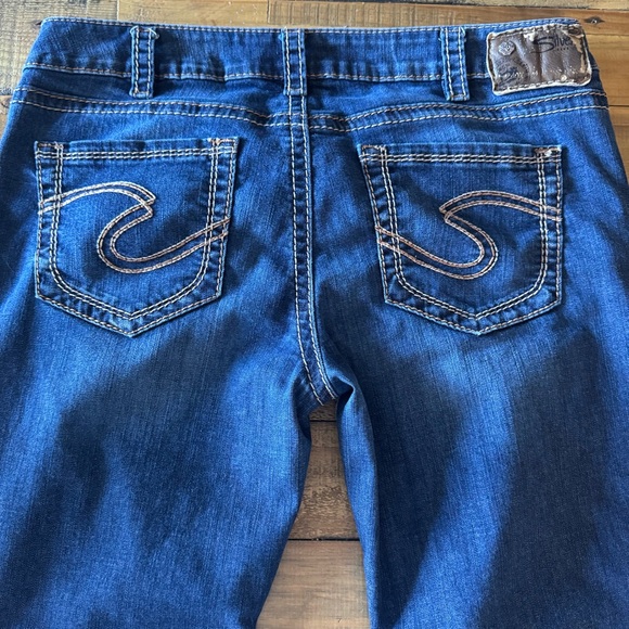 Silver Aiko Mid Capri Jeans Dark Blue Denim - Picture 9 of 9